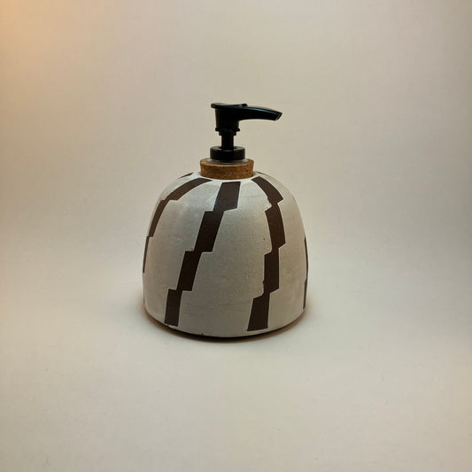 Soap dispenser